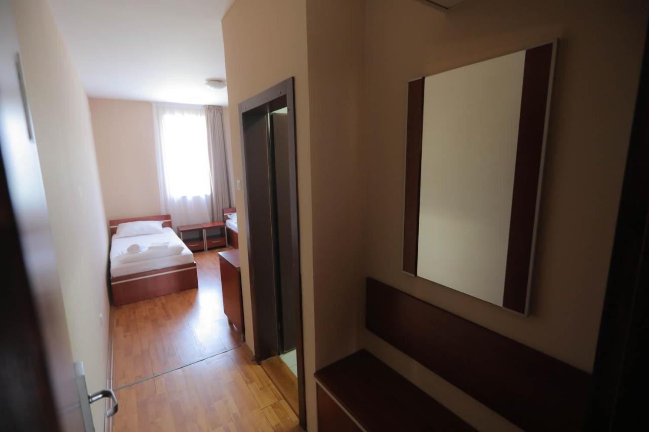 Restoran Bsk Bed and Breakfast Βελιγράδι Εξωτερικό φωτογραφία