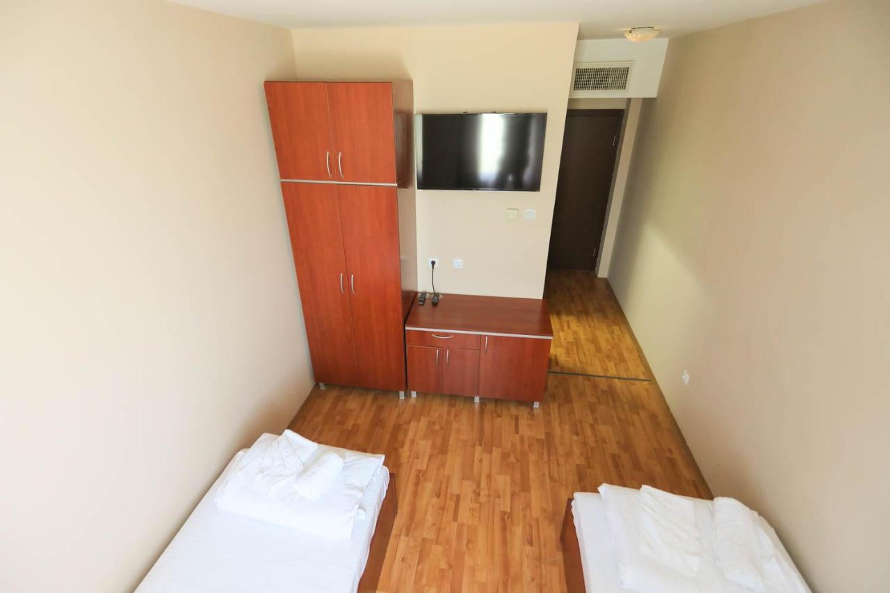 Restoran Bsk Bed and Breakfast Βελιγράδι Εξωτερικό φωτογραφία