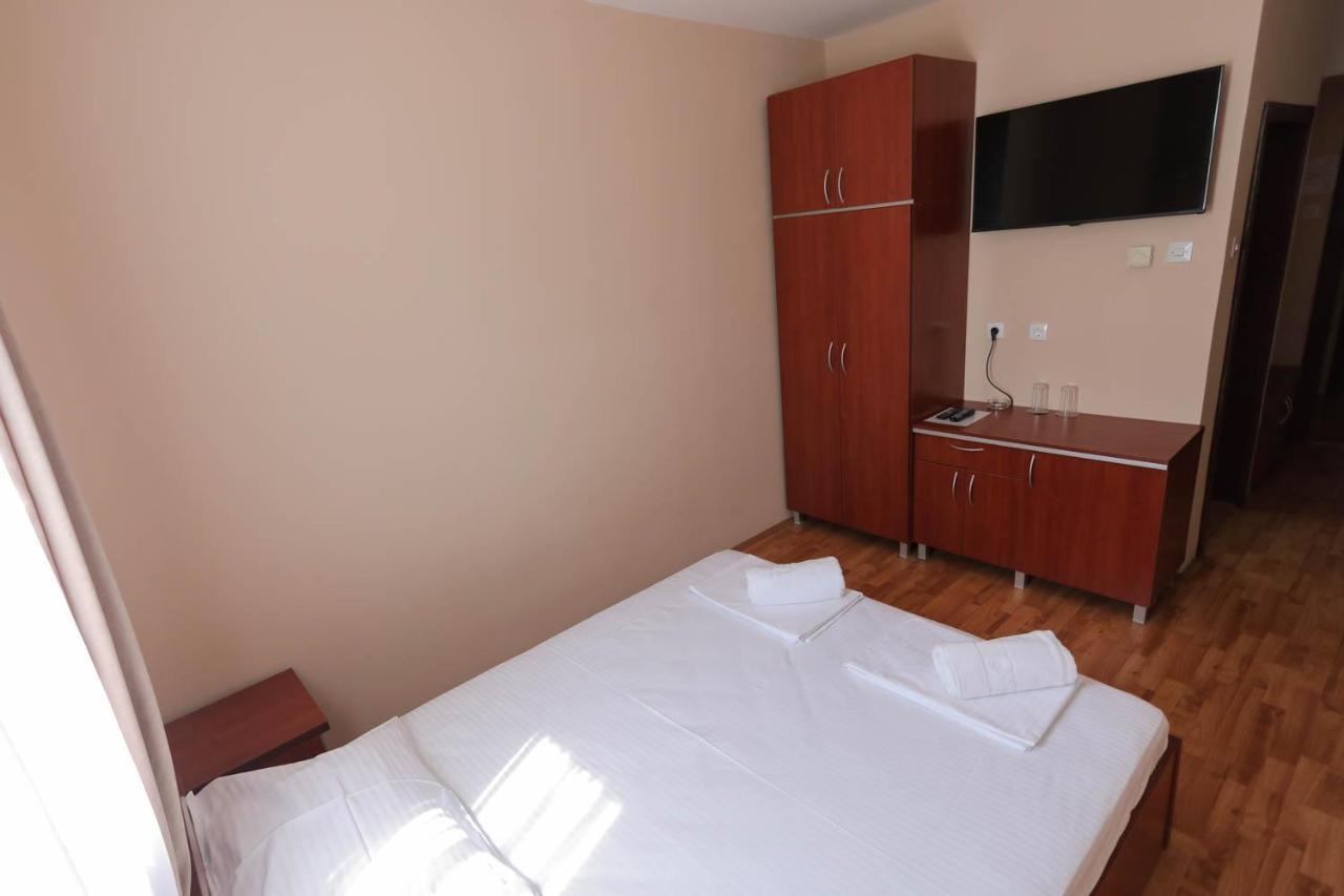 Restoran Bsk Bed and Breakfast Βελιγράδι Εξωτερικό φωτογραφία