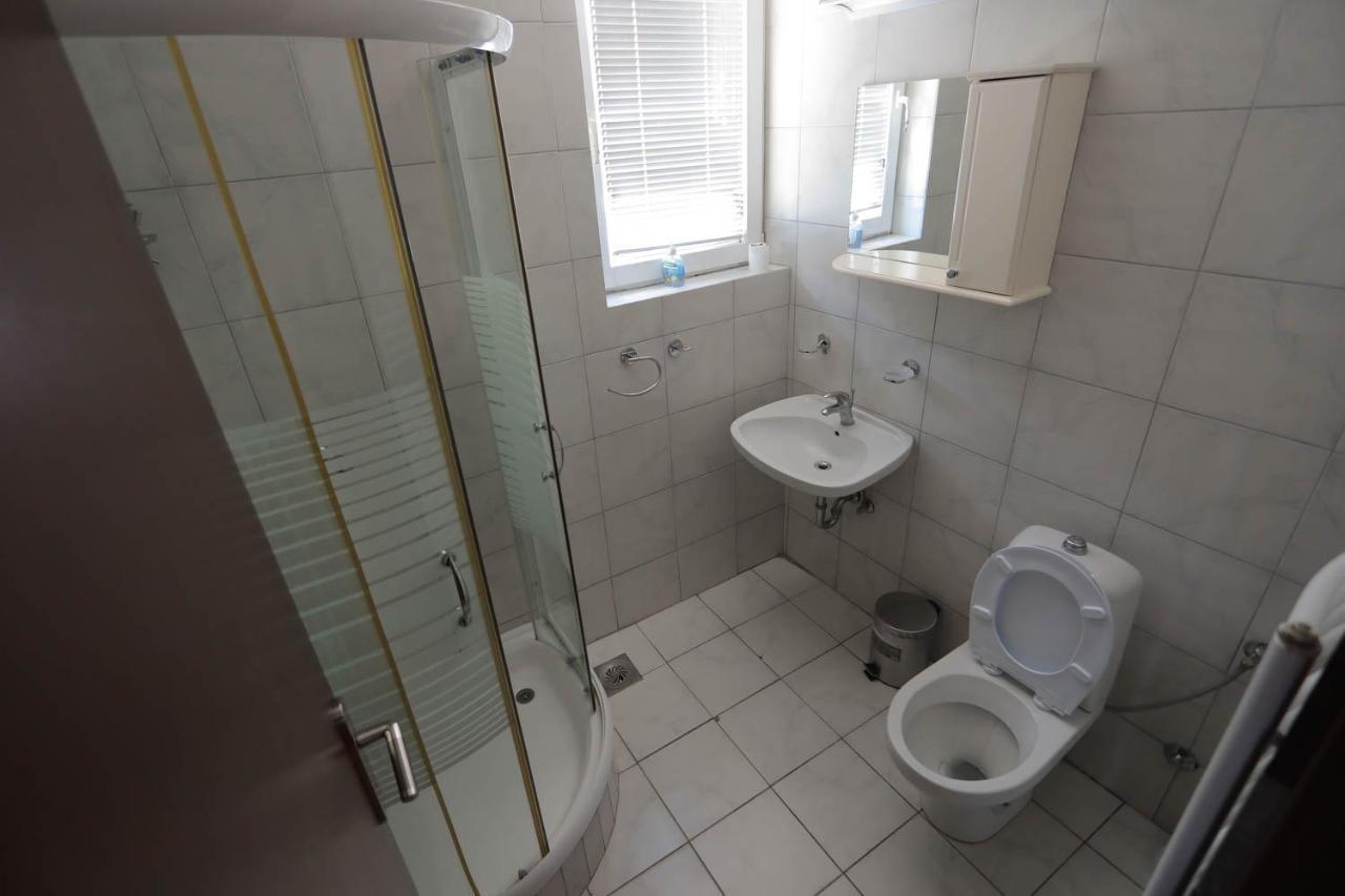Restoran Bsk Bed and Breakfast Βελιγράδι Εξωτερικό φωτογραφία